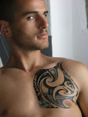 Mic Maori tattoos