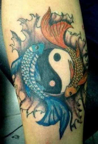 fishes-making-yin-yang-tattoo12