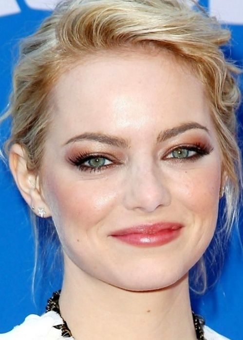 Geriausia celebrity makeup looks for green eyes_17
