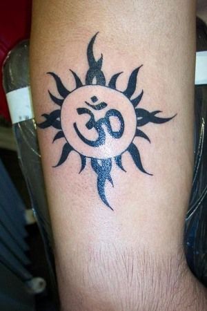 Saulė Om Tattoos