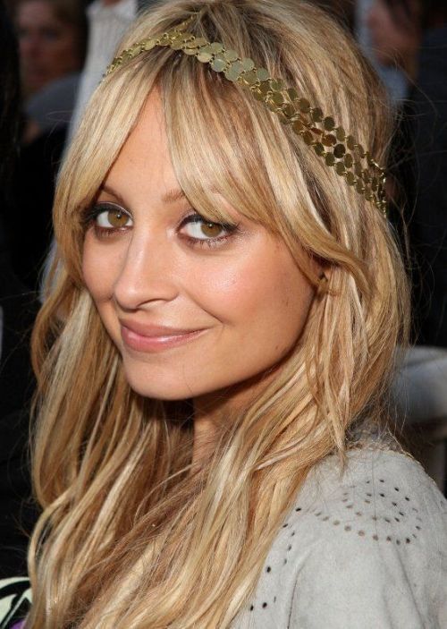 20 Hairstyles for Long Thin Hair_06