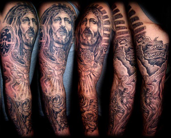 20 Szent Jézus tetoválás