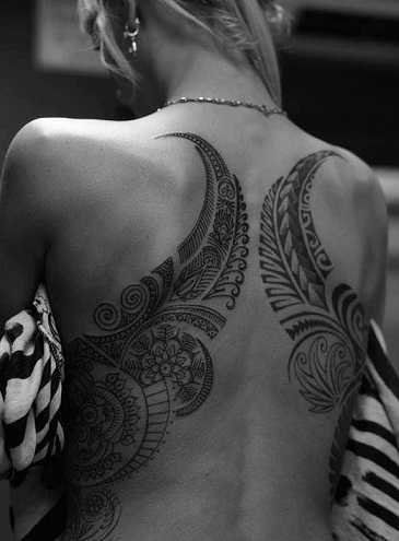 pero-žensko-samoan-tattoo17