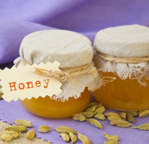 Căi de atac for Vomiting - cardamom and honey