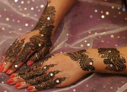 menyasszonyi-gyémánt-mehndi-pakisztáni-design22