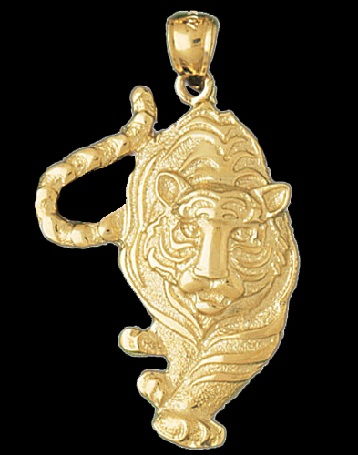 stalking-tiger-men-gold-pendant