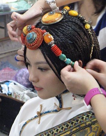 tibetian-head-teeka-accessory-24