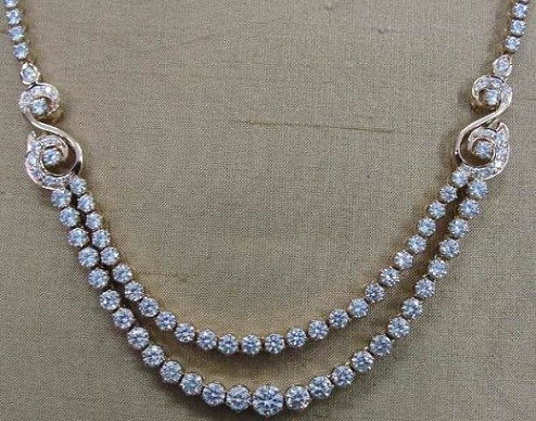 Solitaire-diamantne ogrlice