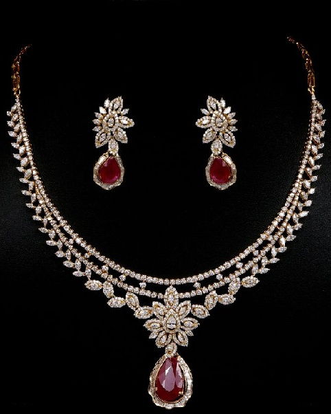 diamond-and-ruby-necklaces