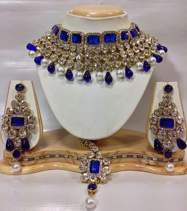 Royal-aur-necklaces5