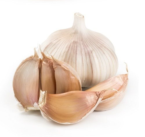 Geriausia Beauty Tips for Pimples - Garlic