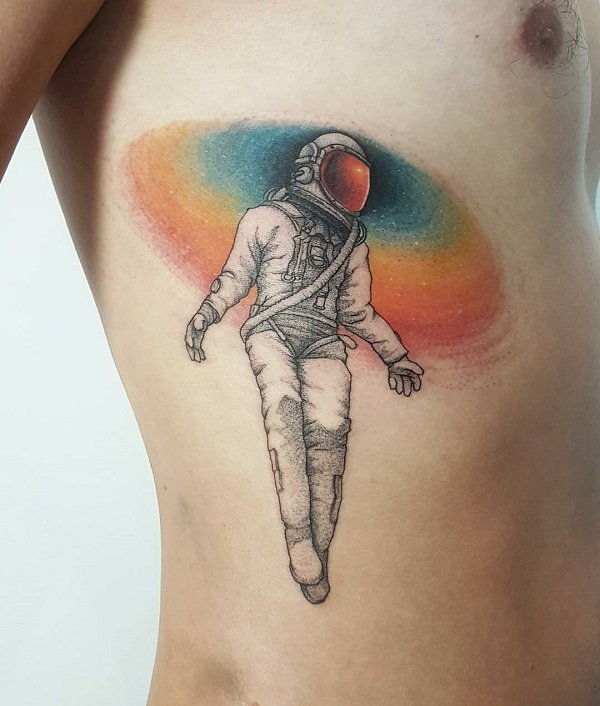 30+ astronautų tatuiruotės idėjos