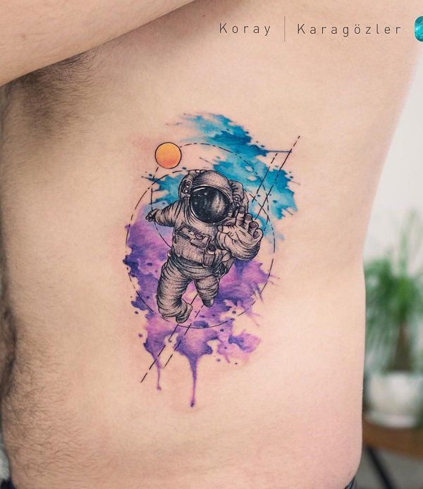 30+ űrhajós Tattoo ötletek