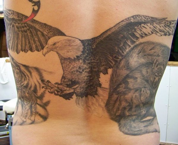 30 nuostabių erelių tatuiruočių dizaino