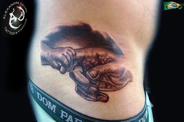 30 Awesome Hand Tattoo Designs
