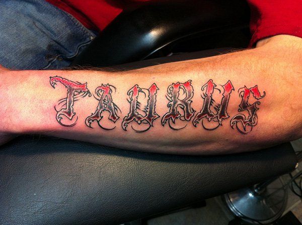 30 puikus tatuiruotės Taurus
