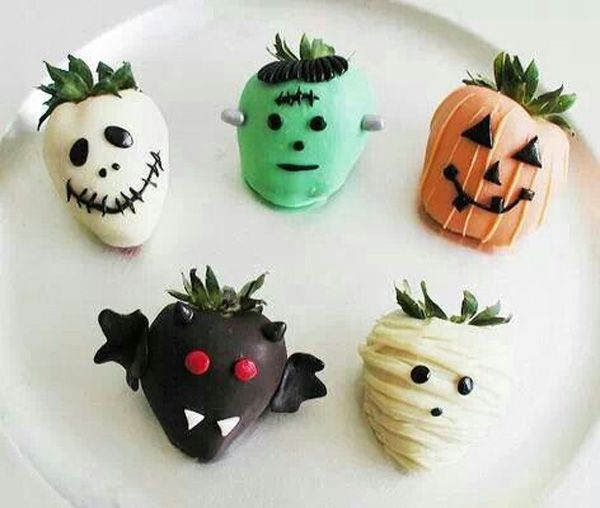 Preprosto Halloween Snacks for Kids