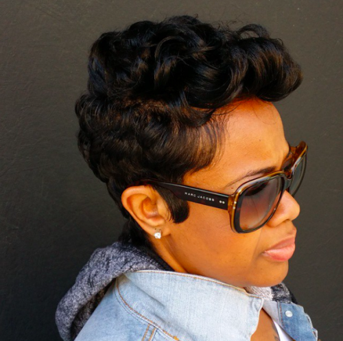30 Short Curly Hairstyles for Black Women 23