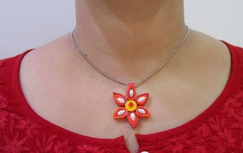 paper-quilling-jewellery-designs-red-colour-paper-quilled-pendant