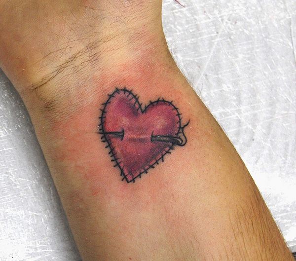 35 + Félelmetes szív tattoo design
