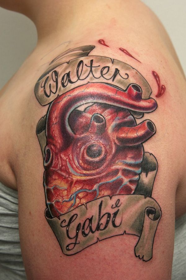 35 + Félelmetes szív tattoo design
