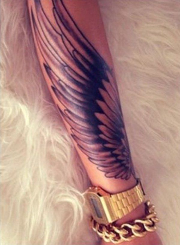 35 Designuri de tatuaje cu aripi uluitoare