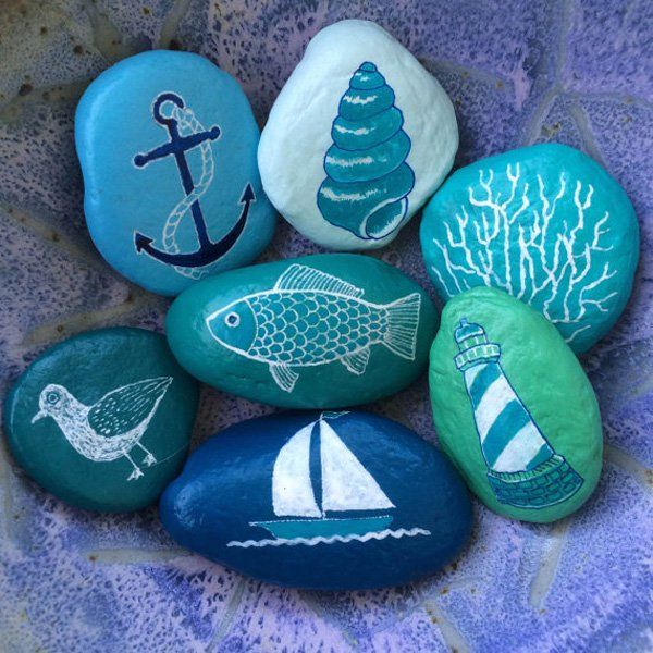 plajă themed painted rock collection