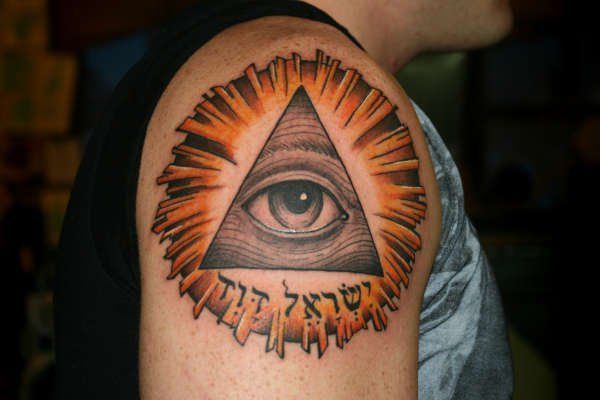 35 Navdihujoče religiozne tetovaže