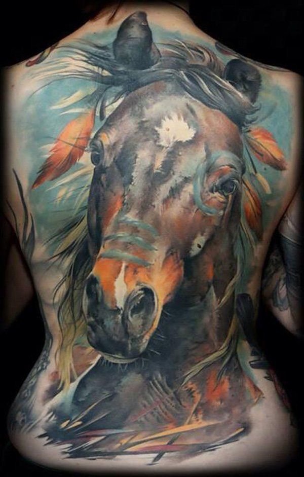 színezett horse full back tattoo
