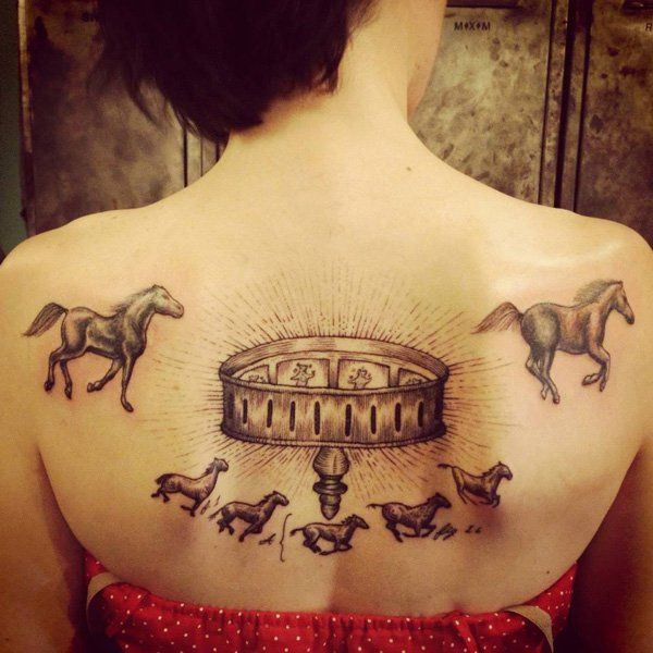 lovak tattoo on back for women