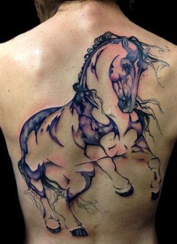 vízfestmény horse tattoo on back