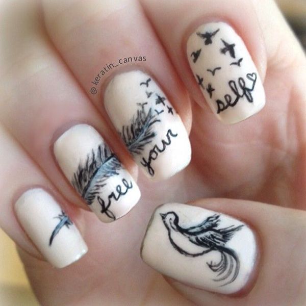 40+ Exemple de Feather Nail Art