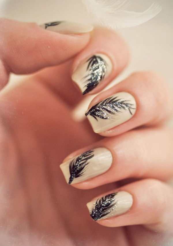 40+ Exemple de Feather Nail Art
