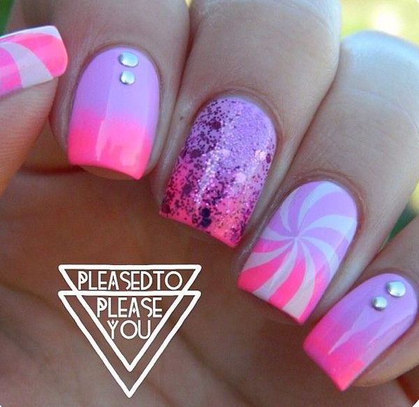 Forró pink gradient nails