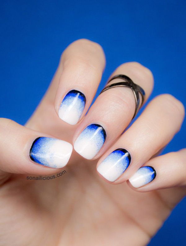 Kék gradient nails