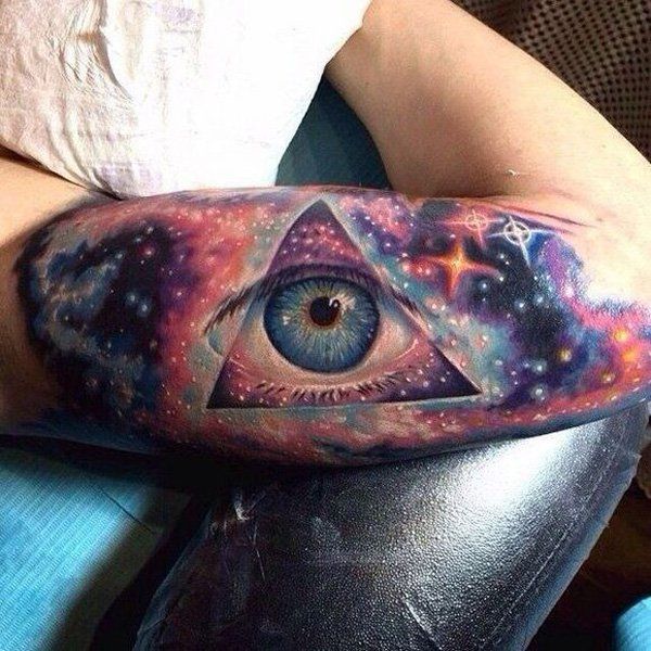 spaţiu with eye sleeve tattoo for men