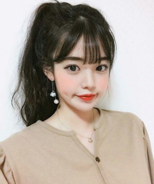 40 Coafuri asiatice moderne pentru fete 2017