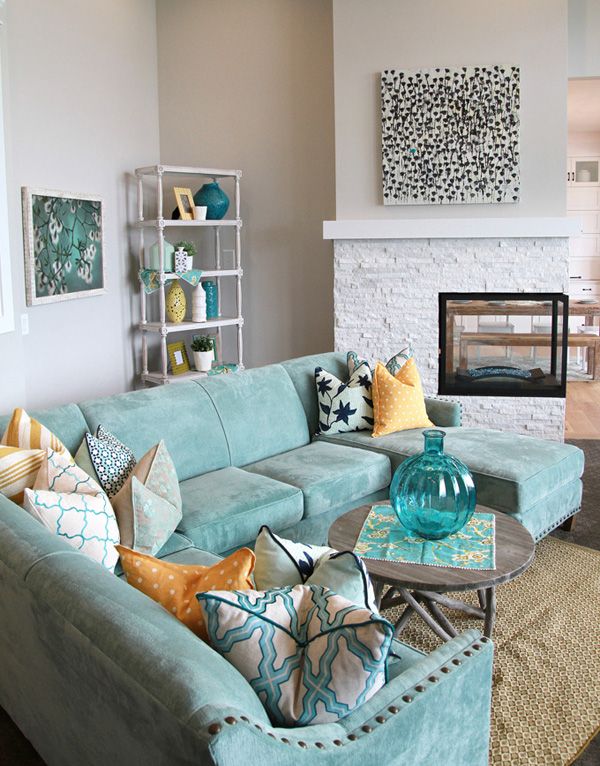 De coastă style living room idea-16