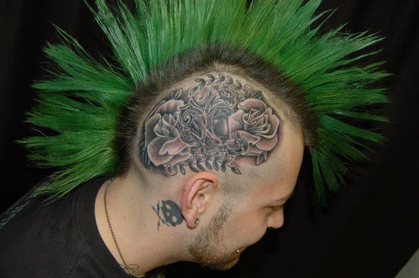 45 Crazy tatuiruotės ant galvos