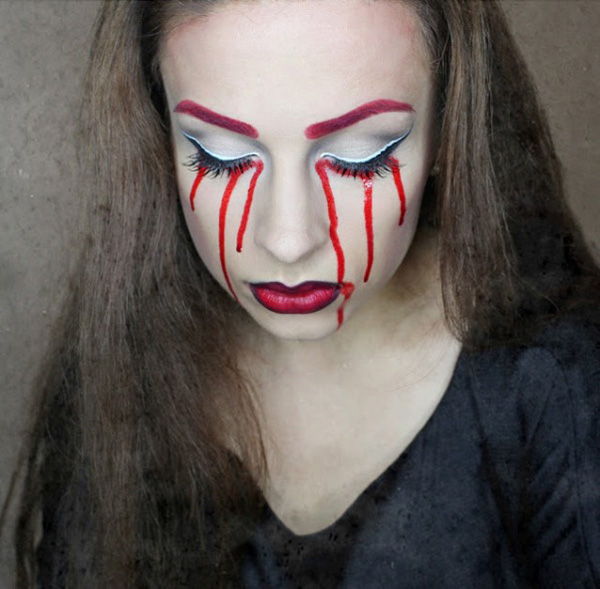 Halloween-makeup-ideje-ženske-krvave-solze-zastrašujoče