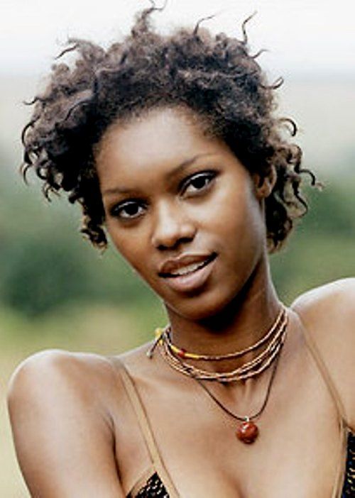 Természetes hairstyle for black women_26