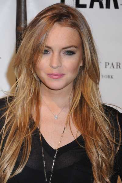 lindsay-lohan-fearnet-2nd-anniversary-party-08
