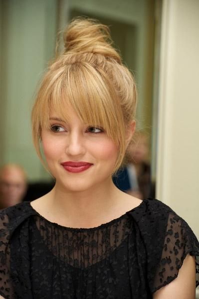 Dianna Agron Side Swept Bangs: Extremely Subtle Sweep