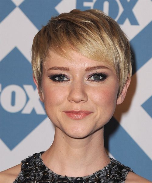 Valorie Curry Side Swept Bangs: Short and Cute