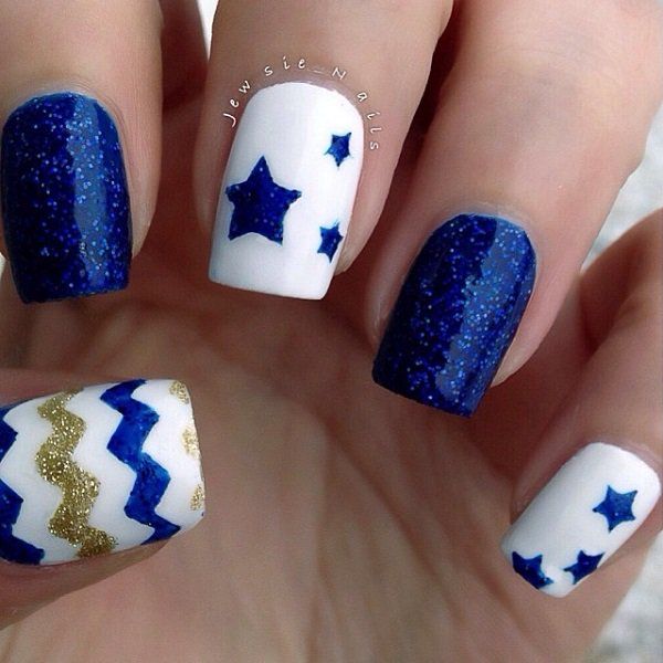 Mėlyna and star nail art-18
