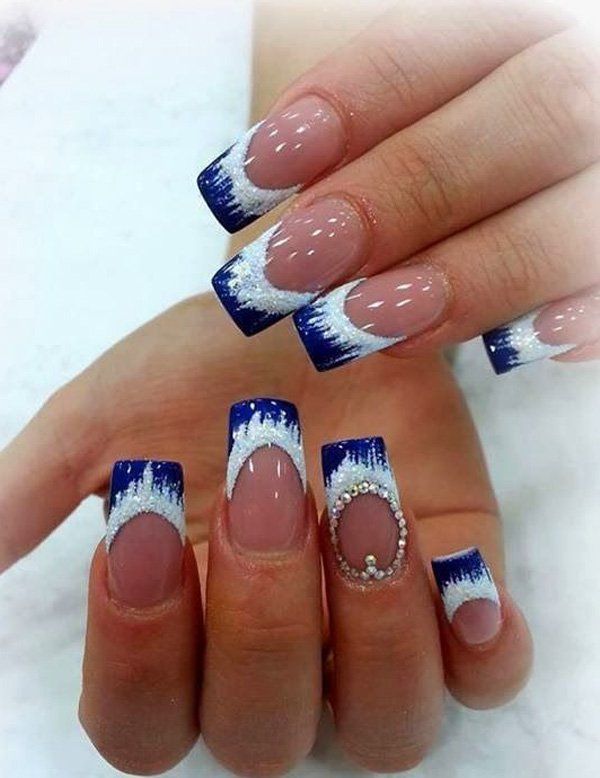 Mėlyna and white nail art-33