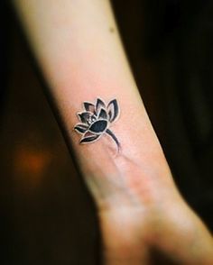 Lotus - Wrist Piece
