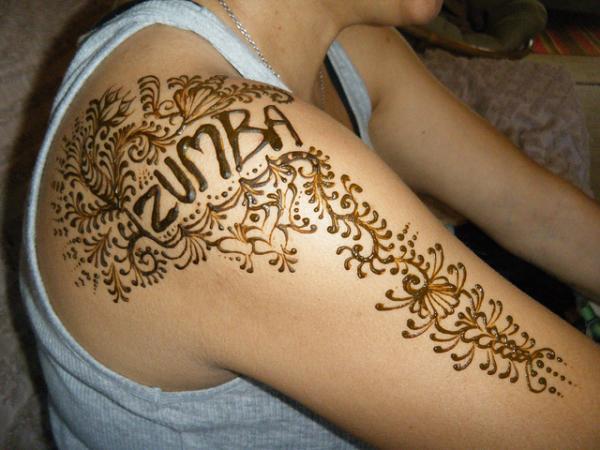 50 zapletene Henna tatoo modelov