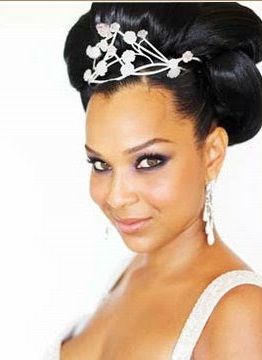 Cele mai recente and Modern Bridal Hairstyles 37