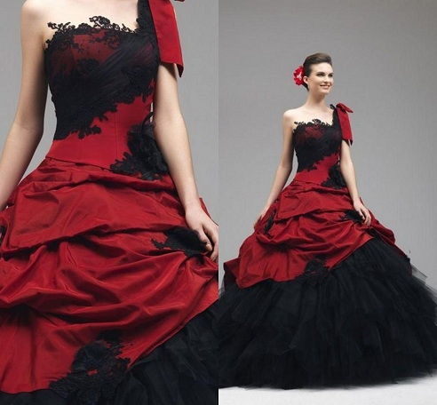Negru and Red Velvet Bridal Dress